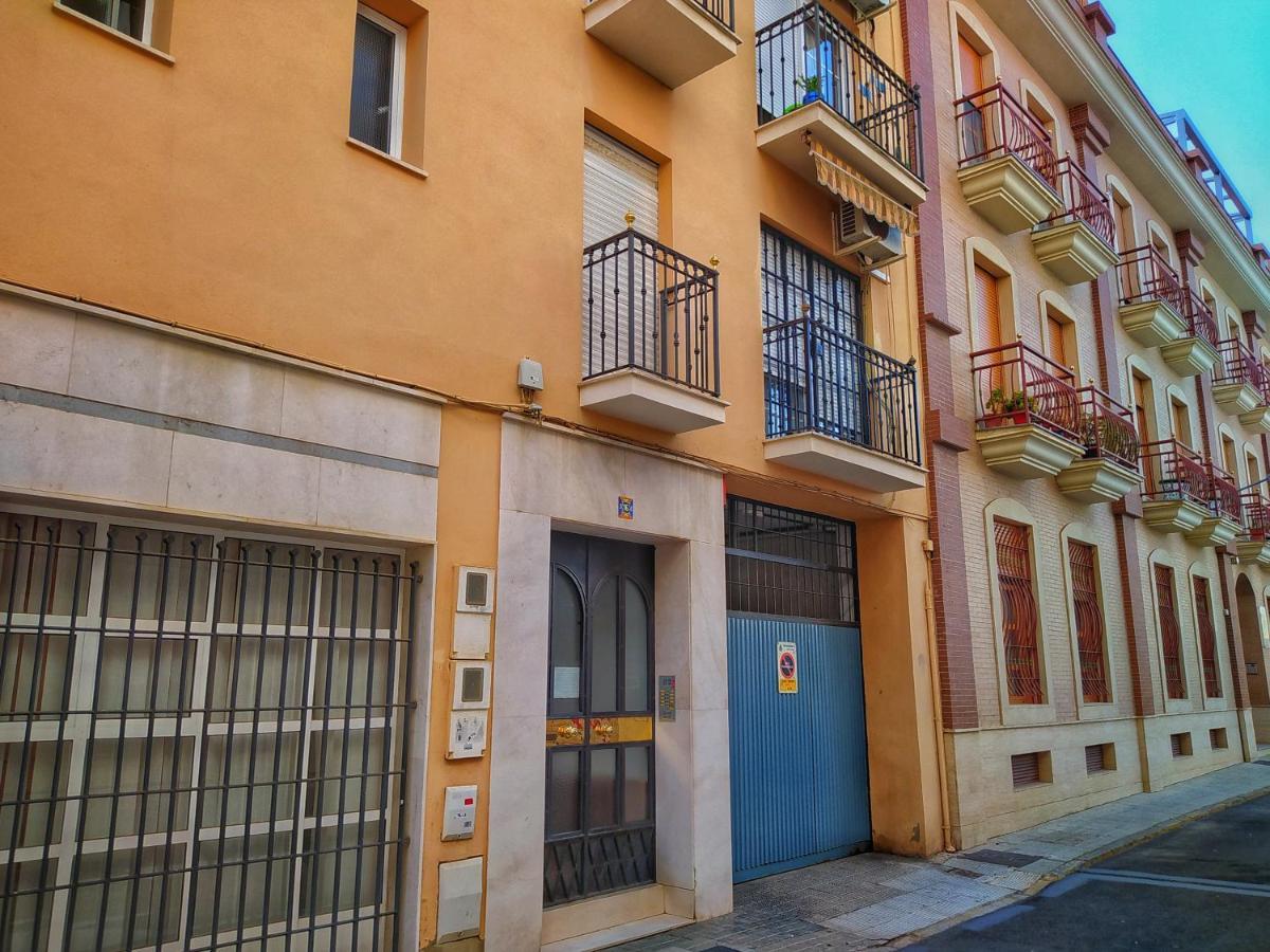 Apartamento Con Parking Gratis En Centro, Merced Apartment Уелва Екстериор снимка